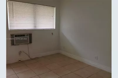 280 SW 11th Ave #5, Hallandale Beach, FL 33009 - Photo 9