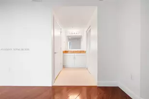 7280 SW 90th St, Miami, FL 33156 - Photo 7