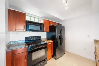 7280 SW 90th St #605, Miami, FL 33156 - Photo 3