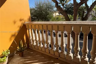 575 W 69th St, Hialeah, FL 33014 - Photo 17