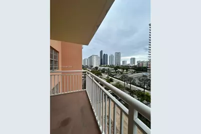 251 174th St #609, Sunny Isles Beach, FL 33160 - Photo 1