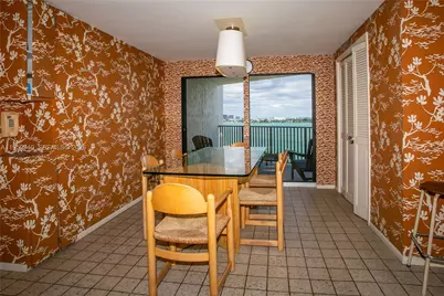 1800 NE 114th St #1704, Miami, FL 33181 - Photo 19