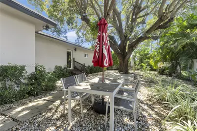 1296 NE 99th St, Miami Shores, FL 33138 - Photo 19