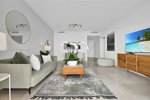 2475 Brickell Ave, Miami, FL 33129 - Photo 9