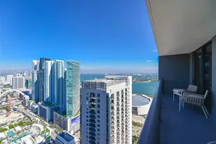 159 NE 6th St, Miami, FL 33132 - Photo 15