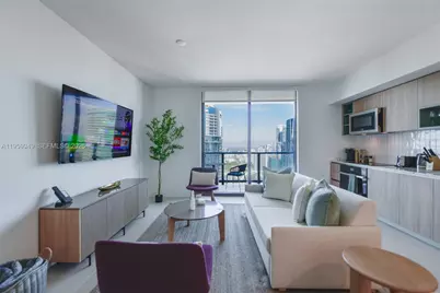 159 NE 6th St #4601, Miami, FL 33132 - Photo 9