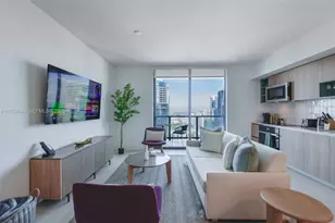 159 NE 6th St, Miami, FL 33132 - Photo 9