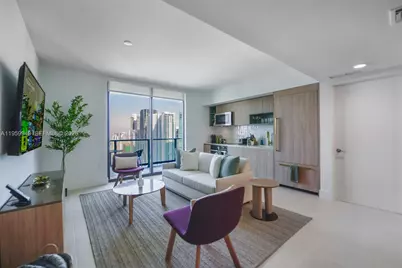 159 NE 6th St #4601, Miami, FL 33132 - Photo 3