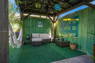 2149 NE 122nd St, North Miami, FL 33181 - Photo 13