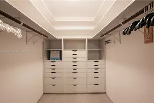 1800 NE 114th St, Miami, FL 33181 - Photo 21