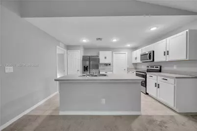 2617 53rd St W, Lehigh Acres, FL 33971 - Photo 9