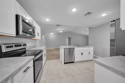 2617 53rd St W, Lehigh Acres, FL 33971 - Photo 11