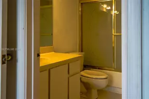 116 Lake Emerald Dr, Oakland Park, FL 33309 - Photo 19