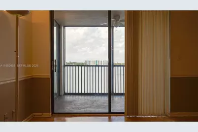 116 Lake Emerald Dr #408, Oakland Park, FL 33309 - Photo 25