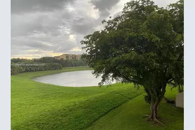 820 NW 87th Ave #313, Miami, FL 33172 - Photo 1