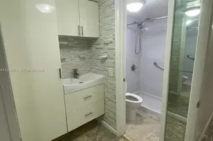 820 NW 87th Ave, Miami, FL 33172 - Photo 23