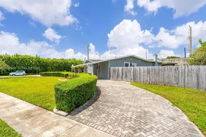 9091 SW 49th Street, Cooper City, FL 33328 - Photo 3