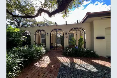 4350 Palmarito St, Coral Gables, FL 33146 - Photo 3