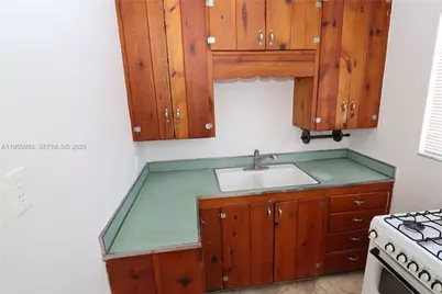 1206 N 22nd Ave #5, Hollywood, FL 33020 - Photo 9