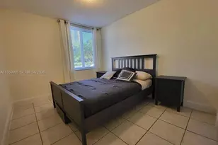 250 180th Dr, Sunny Isles Beach, FL 33160 - Photo 7