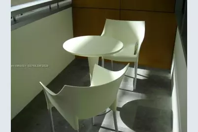 1395 Brickell Ave #3210, Miami, FL 33131 - Photo 9