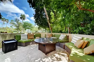 2951 S Bayshore Dr, Miami, FL 33133 - Photo 27