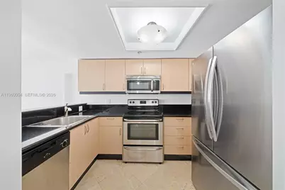 2951 S Bayshore Dr #PH-3, Miami, FL 33133 - Photo 7