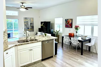 1107 Fairfield Meadows Dr, Weston, FL 33327 - Photo 13