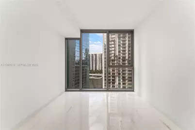 300 Biscayne Blvd Way #2009, Miami, FL 33131 - Photo 25