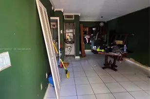 15675 SW 82nd Cir Ln, Miami, FL 33193 - Photo 3