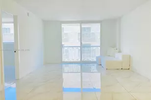 401 Ocean Dr, Miami Beach, FL 33139 - Photo 3