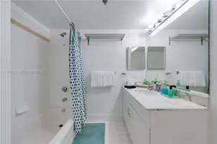 1200 Brickell Bay Dr, Miami, FL 33131 - Photo 21