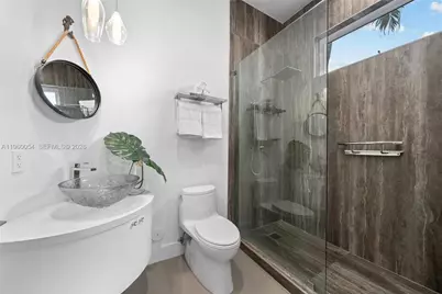 12880 N Bayshore Dr, North Miami, FL 33181 - Photo 15