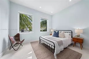 12880 N Bayshore Dr, North Miami, FL 33181 - Photo 13
