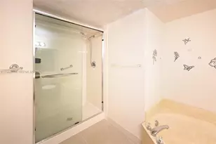 10315 NW 24th Pl, Sunrise, FL 33322 - Photo 17