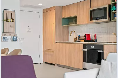 159 NE 6th St #4309, Miami, FL 33132 - Photo 7