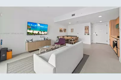 159 NE 6th St #4309, Miami, FL 33132 - Photo 9