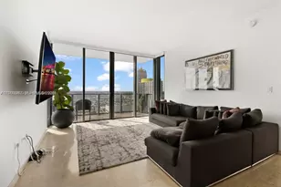 88 SW 7th St, Miami, FL 33130 - Photo 7