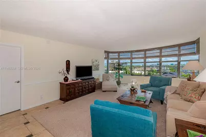 3051 NE 48th St #604, Fort Lauderdale, FL 33308 - Photo 5