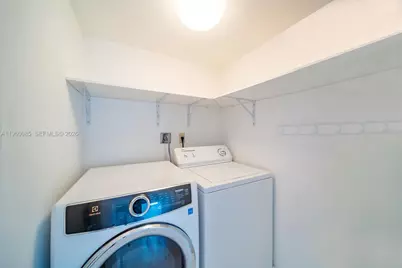 5415 Collins Ave #501/601, Miami Beach, FL 33140 - Photo 23