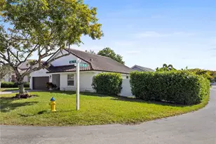 20550 NW 7th St, Pembroke Pines, FL 33029 - Photo 29