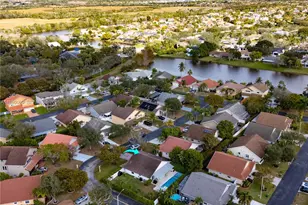 20550 NW 7th St, Pembroke Pines, FL 33029 - Photo 27