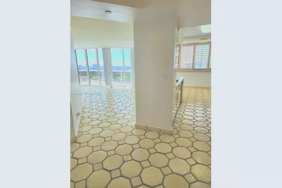 20185 E Country Club Dr #2505, Aventura, FL 33180 - Photo 11