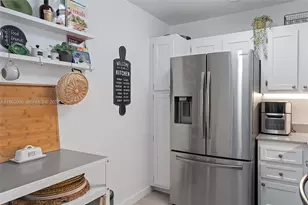 20301 W Country Club Dr, Aventura, FL 33180 - Photo 17