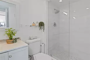 20301 W Country Club Dr, Aventura, FL 33180 - Photo 29