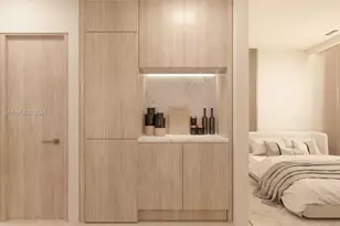 260 Collins Ave, Miami Beach, FL 33139 - Photo 21