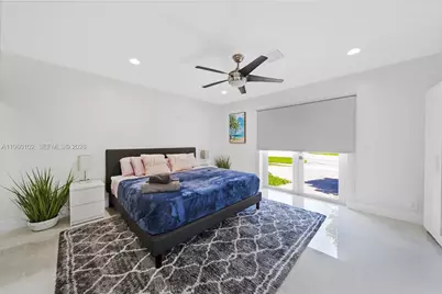 31 SE 12th St, Pompano Beach, FL 33060 - Photo 29