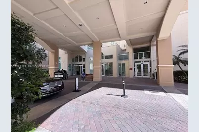 3330 NE 190th St #1815, Aventura, FL 33180 - Photo 31