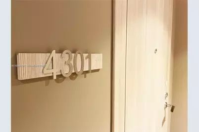 1000 Brickell Plz #4301, Miami, FL 33131 - Photo 19