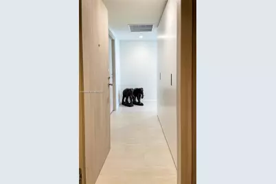 1000 Brickell Plz #4301, Miami, FL 33131 - Photo 3